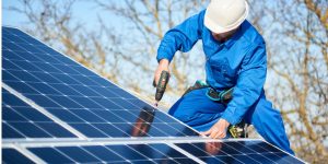 Installation Maintenance Panneaux Solaires Photovoltaïques à Montrouveau